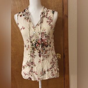 Pink Clover Cream Sleeveless Floral Button-Front Blouse